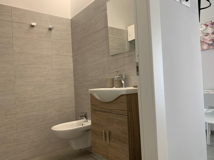 Bathroom 5, Casa Armonia Sulmona Apartment, L'Aquila