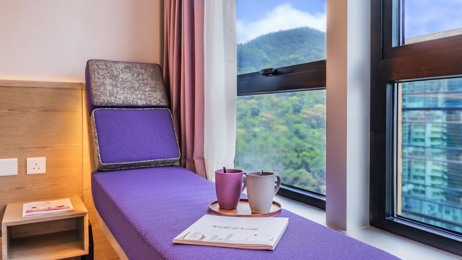 Bedroom 12