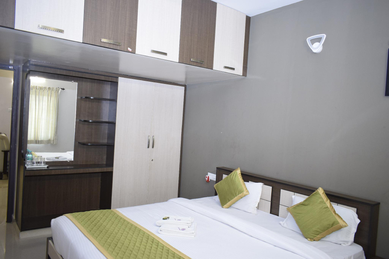 Bedroom 13