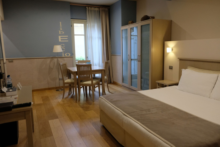 Bedroom 13