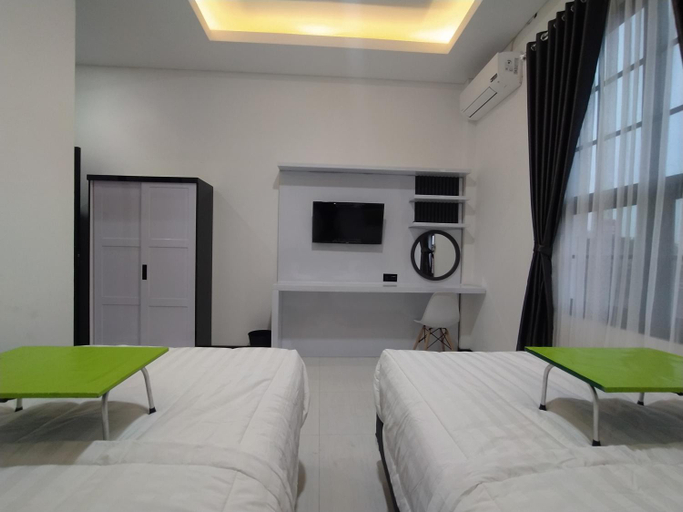 Bedroom 12