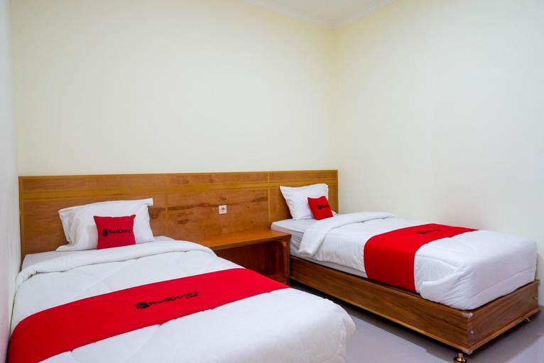 Bedroom 27