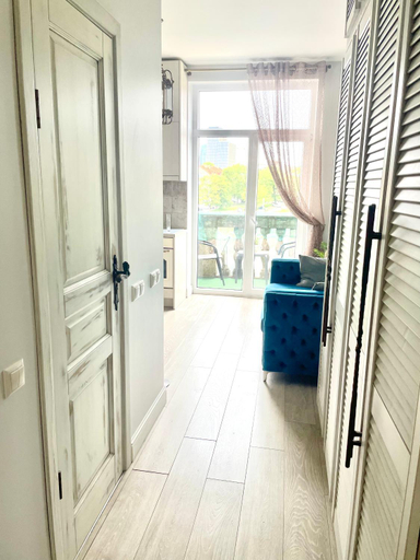 Others 3, Spectacular river view apartment, Vilniaus