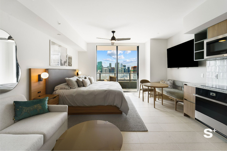 Others 5, Miami Luxury Studio With City View, Miami-Dade