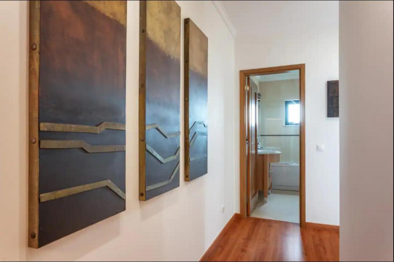 Others 3, Blife RYA private rooms - Airport stay, Faro