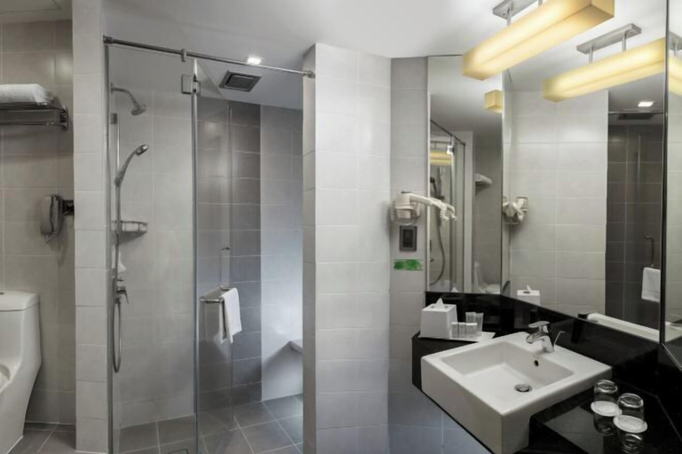 Bathroom 21