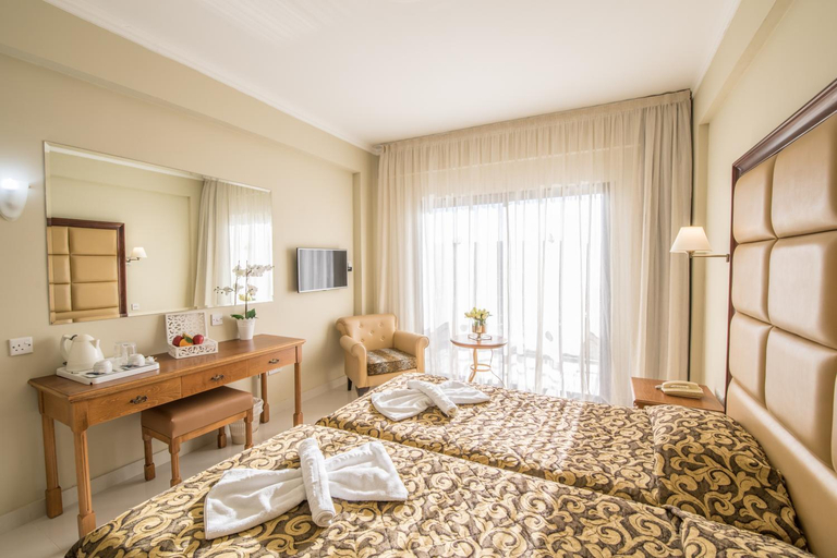 Bedroom 3, Tsokkos Gardens Hotel