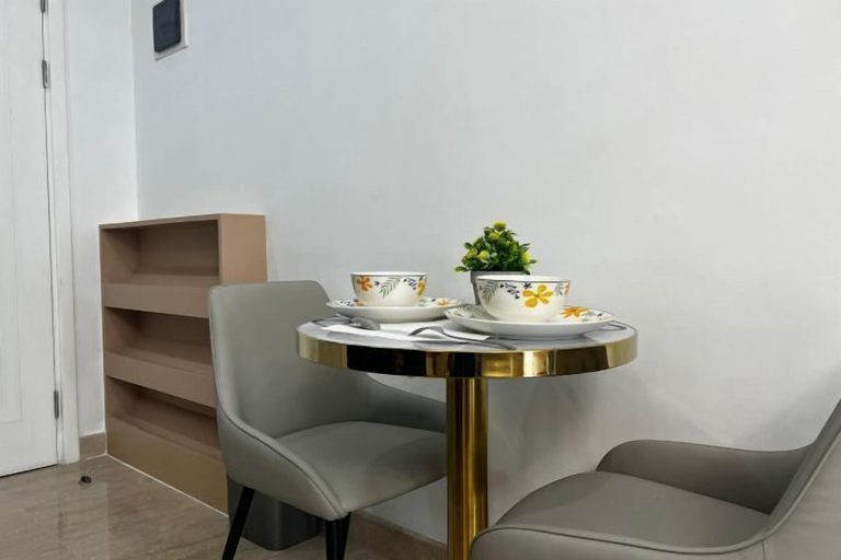 Dining Room 10