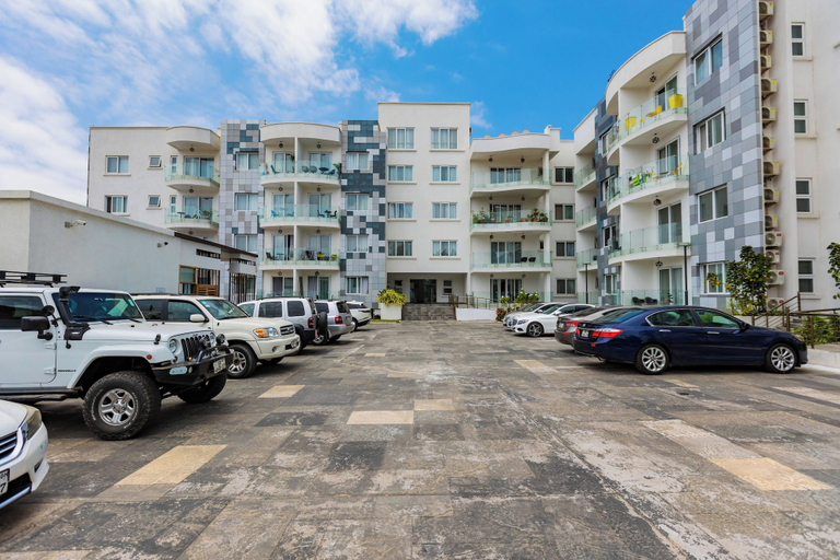 Exterior & Views 2, Accra Fine Suites-Henrietta's Residences, Accra