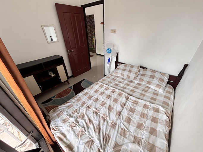 Bedroom 26