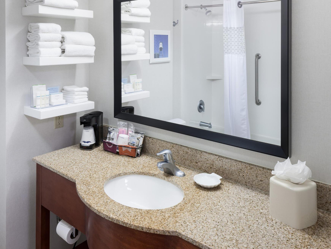 Bathroom 12