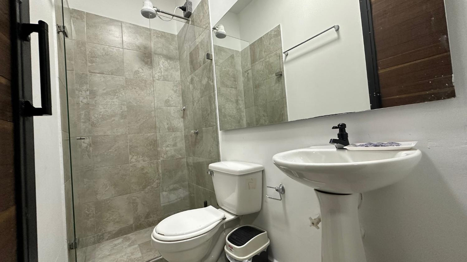 Bathroom, Malibu loft hotel, Medellín