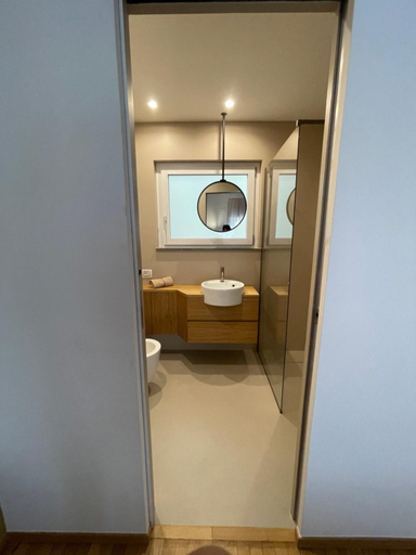 Others 4, Anna Suites, Bari