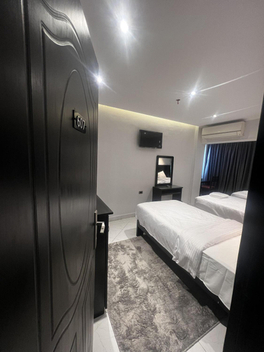 Bedroom 13