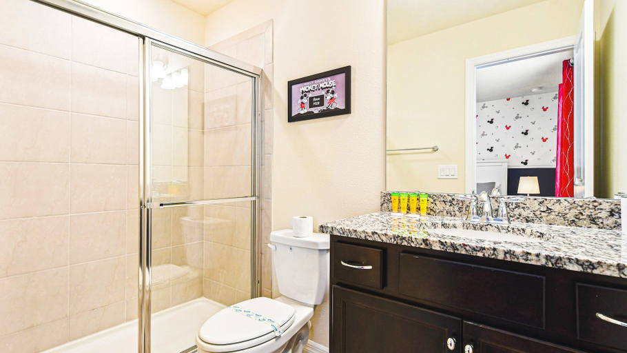 Bathroom 4, Windsor Island Resort 5br Villa Pool Near Disney, Polk