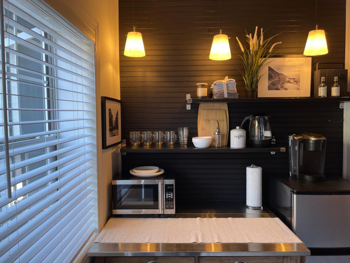 Others 2, Lovely Spacious Guesthouse in Mills 50 District, Orange