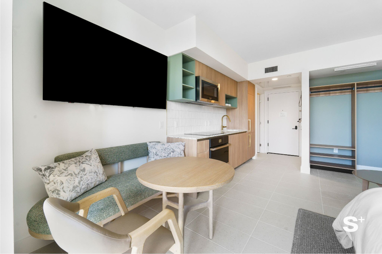Others 4, Miami Luxury Studio With City View, Miami-Dade