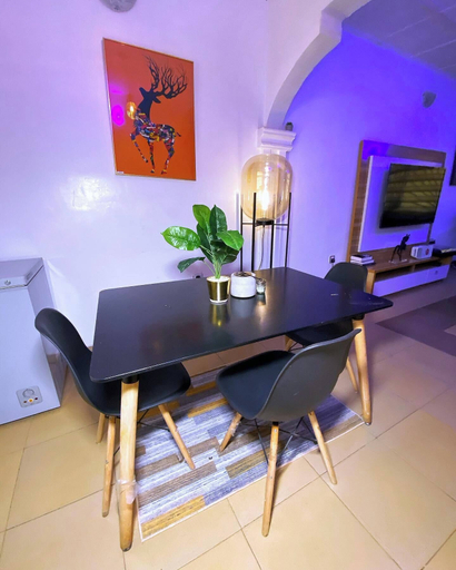 Others 3, Mic - Della Apartment, Enugu North