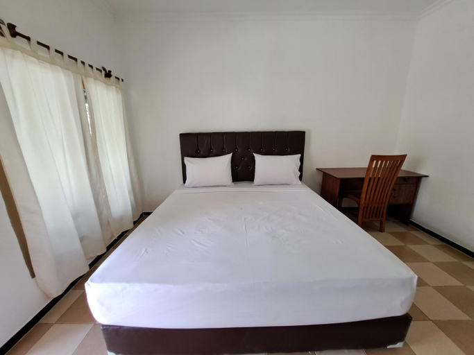Bedroom 13