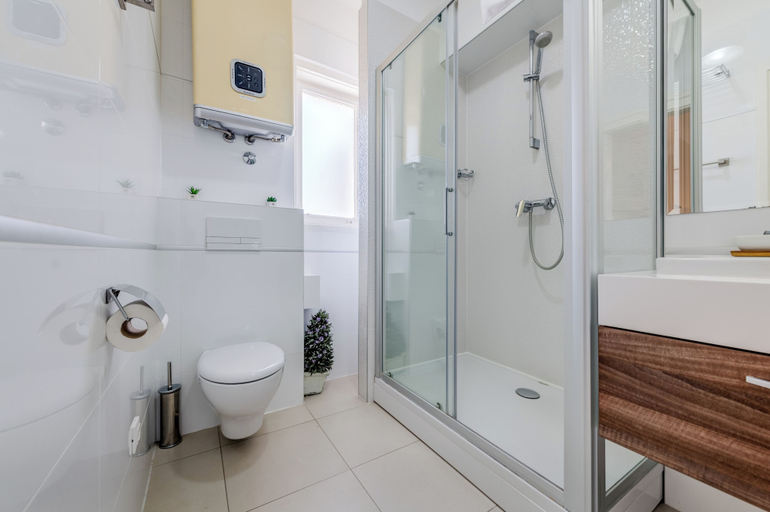 Bathroom 2, Bastion Luxury Rooms, Split
