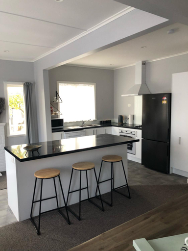 Others 5, Nights on Broadway - THE HOUSE, Matamata-Piako