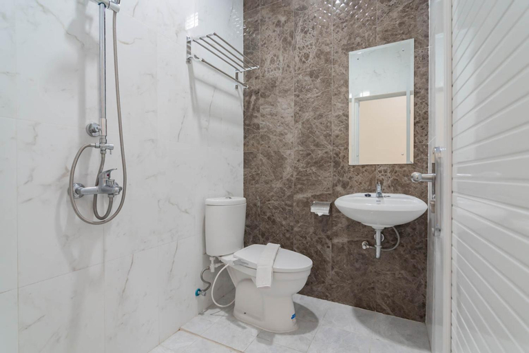 Bathroom 6