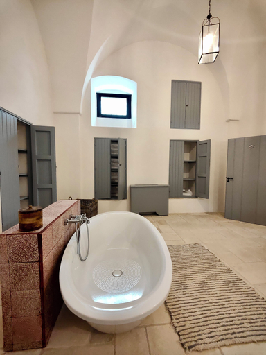 Bathroom 3, masseria celeste, Brindisi