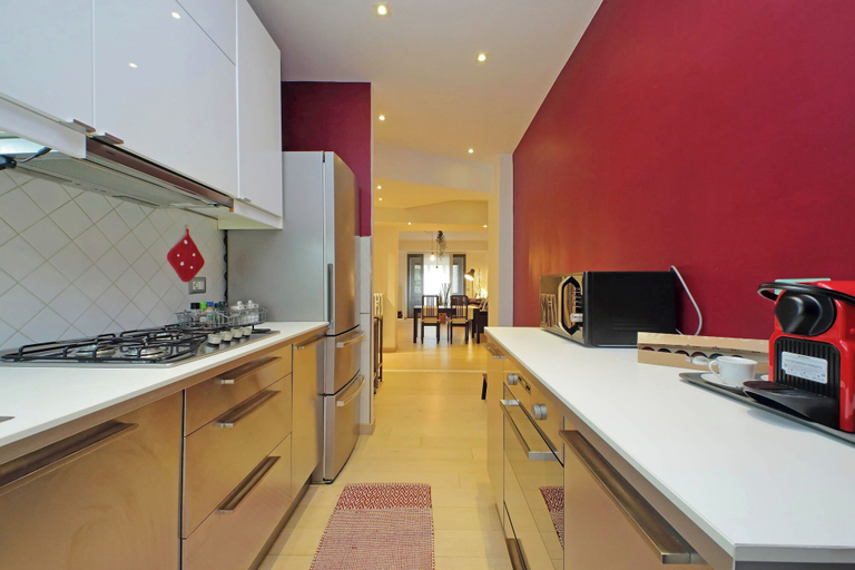 Others 5, Trendy Flat near Marconi, Roma