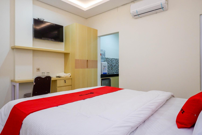 Bedroom 8