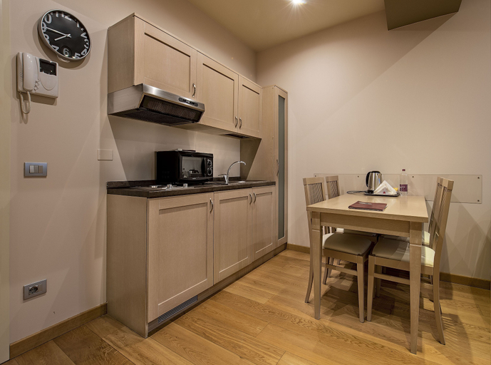 Dining Room 13