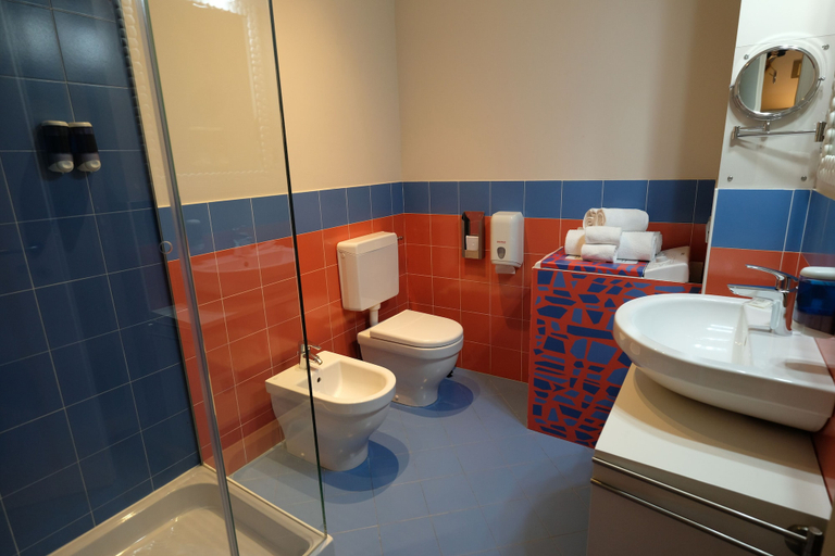 Bathroom 4