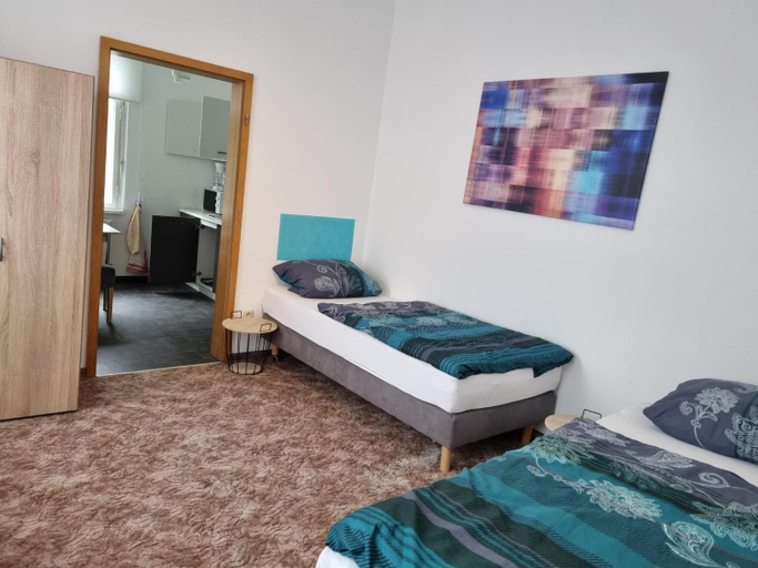 Others 5, Apartmenthaus Werdau, Zwickau