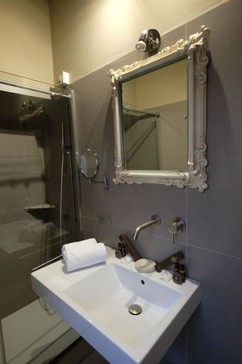 Bathroom 3