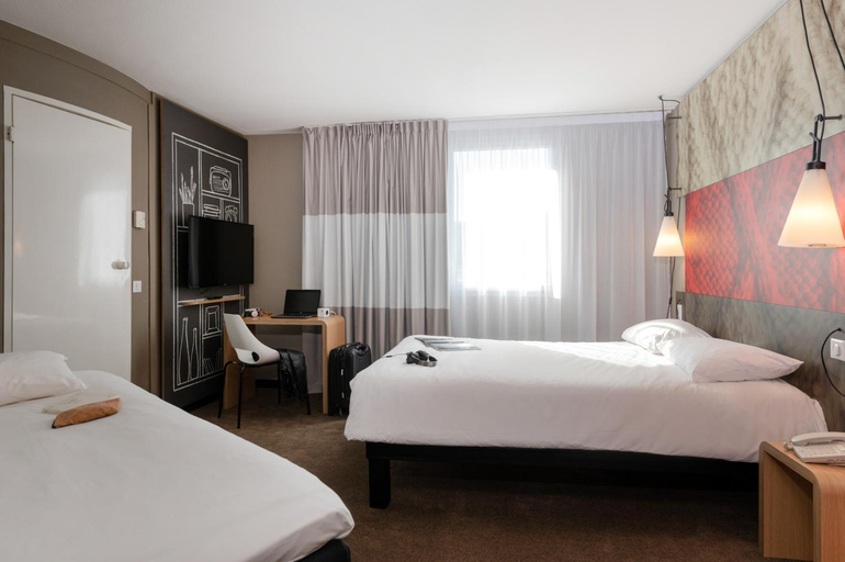 Bedroom 14
