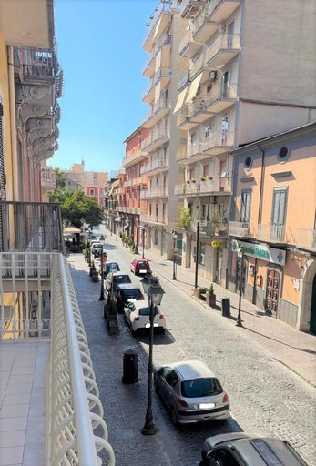 Exterior & Views, B & B Ideal Suite 41, Salerno