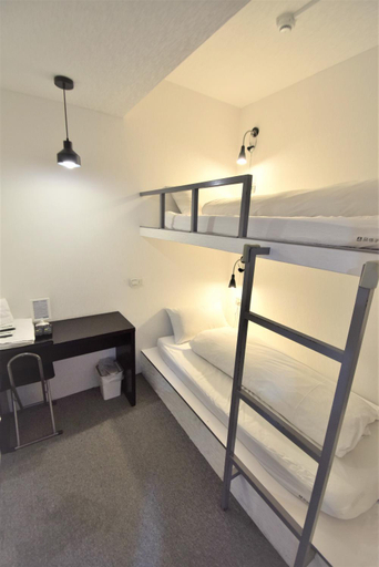 Bedroom 5