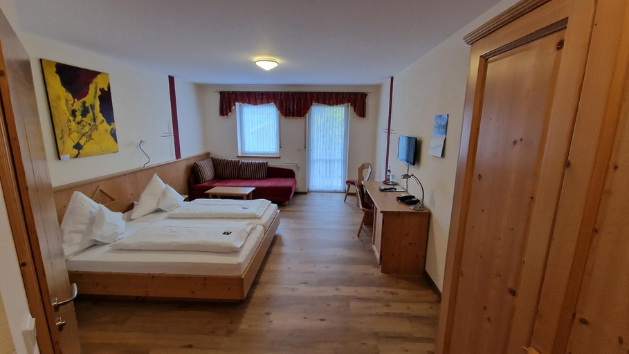 Bedroom 4, Landgasthaus Jagerhof, Weißenburg-Gunzenhausen