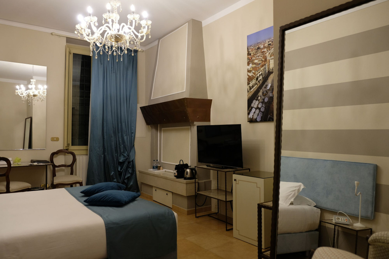 Bedroom 13