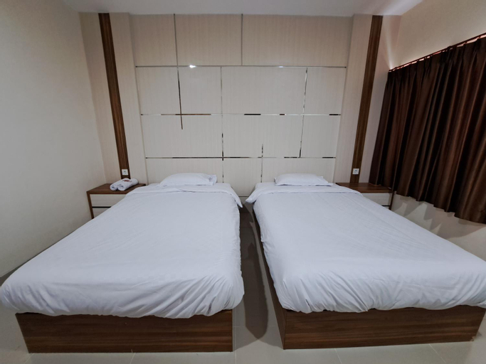 Bedroom 12