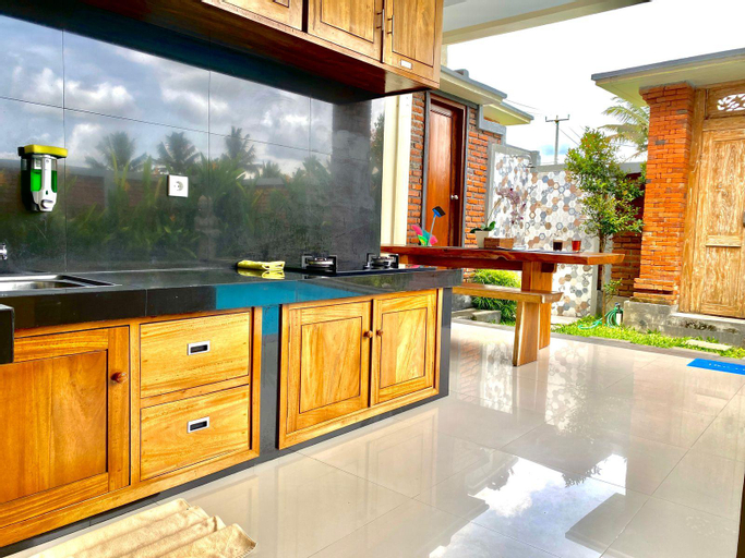 Dining Room 7