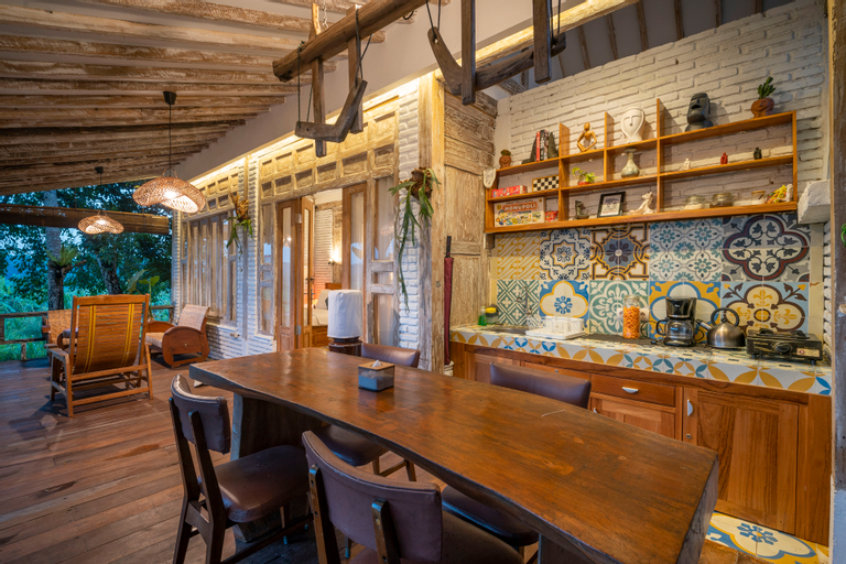Restaurant 25