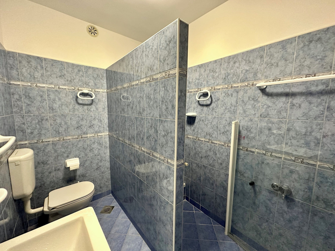 Bathroom 3, Apartman Adriatic Dream 1, Crikvenica