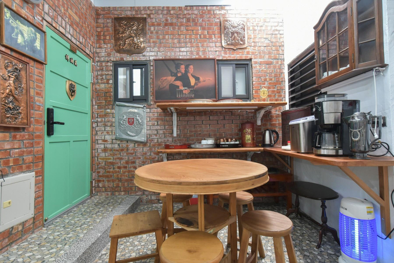 Others 3, Maizuru, Tainan