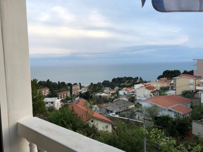 Others 2, Apartments Boki