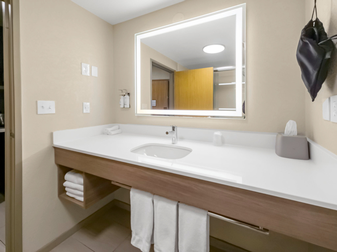 Bathroom 6