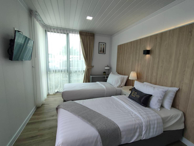 Bedroom 11