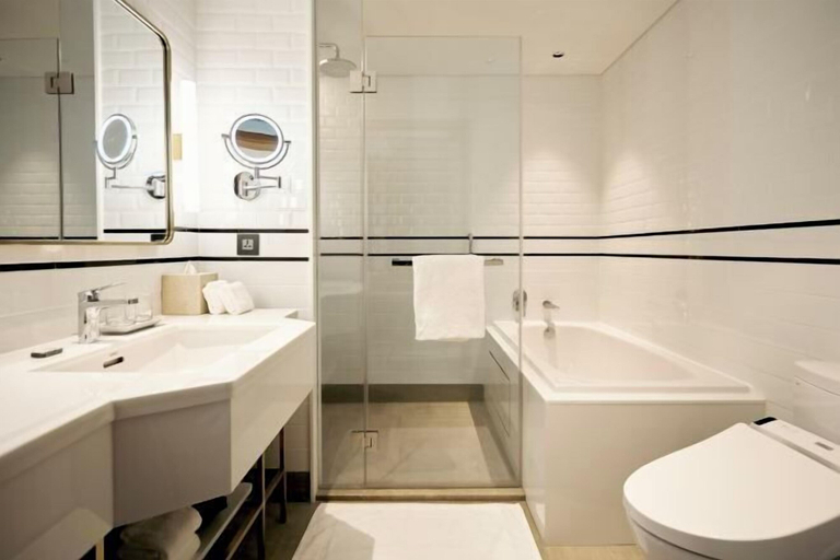 Bathroom 11