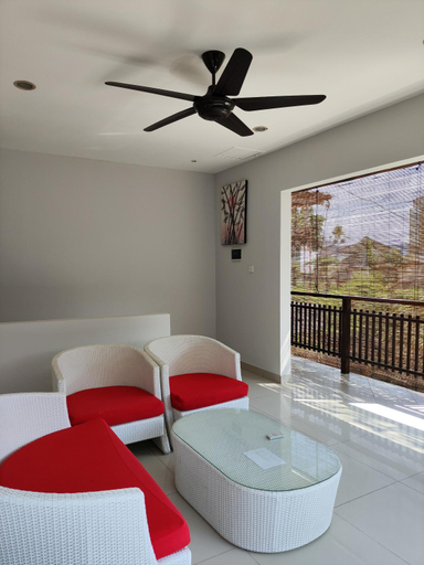 Bedroom 12