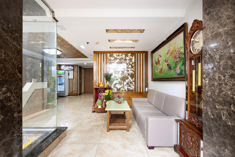 Lucky Star Hotel Q5, District 5