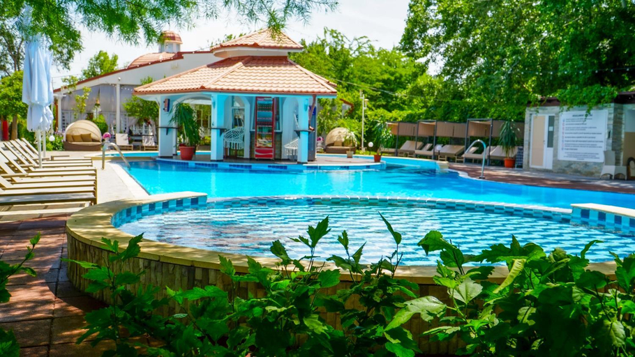 Others 4, Steaua Apelor Family Resort, Nufaru